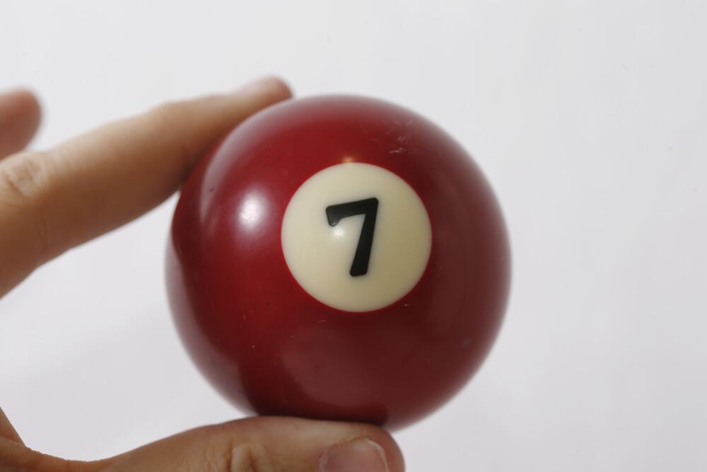 Vintage Number 7 Billiards Replacement Ball Solid Burgundy ~ 260917-WH 721